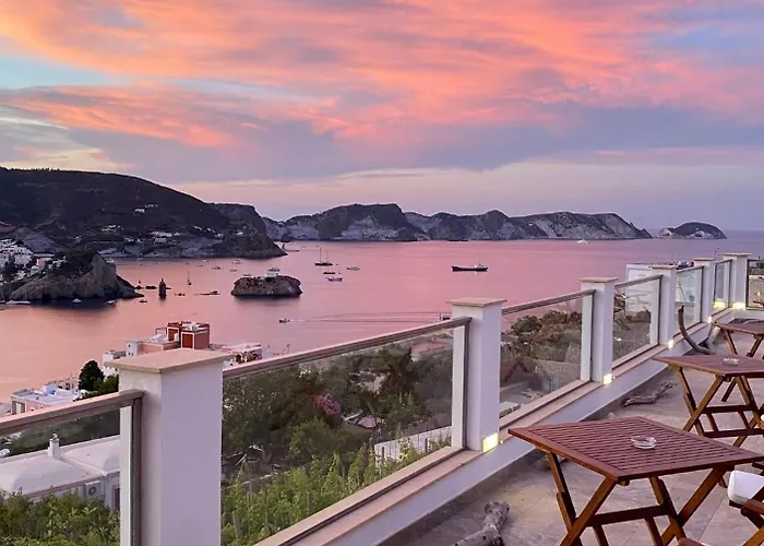 Domus L Ponza