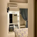 Πανσιόν Domus L Πόντσα