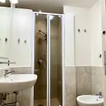 Domus L Πανσιόν