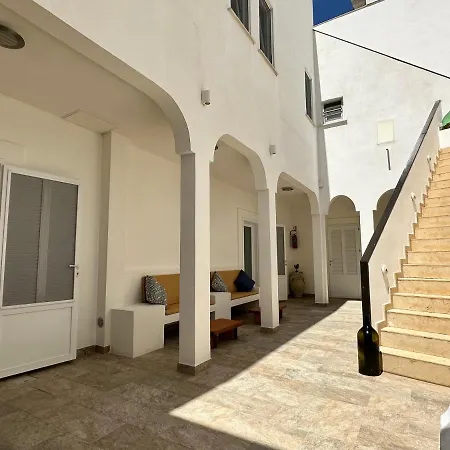 Domus L 3*